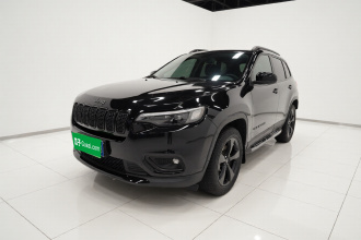 Jeep 自由光 2020款 2.0T 四驱夜鹰版