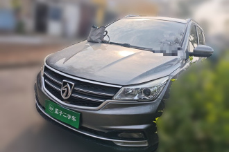 宝骏730 2019款 1.5L 手动时尚型 7座 国V