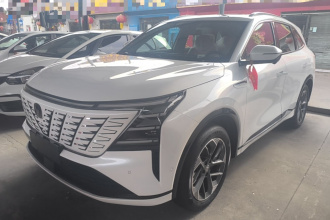 长安CS75 PLUS 2025款 第四代 1.5T 新蓝鲸 智慧旗舰型
