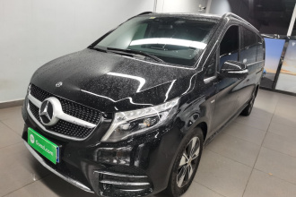 奔驰V级 2020款 V 260 L 长轴距豪华版