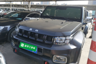 北京越野 北京BJ40 2021款 2.0D 自动四驱刀锋英雄版侠客型（前后电控锁）