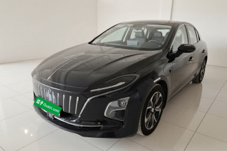 红旗E-QM5 2023款 基础出行版