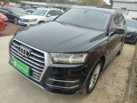 奥迪Q7 2019款 45 TFSI 舒适型