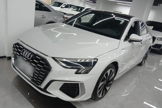 奥迪A3 2024款 A3L Limousine 35 TFSI 时尚运动型