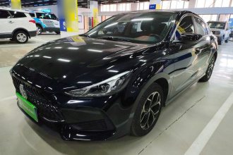 名爵 MG5 2021款 180DVVT 手动青春风尚版