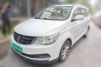 宝骏730 2016款 改款 1.5L 手动标准型 7座 国V