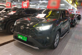 丰田 RAV4荣放 2022款 2.0L CVT两驱风尚Plus版