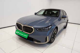 宝马5系 2024款 530Li 尊享型 豪华套装
