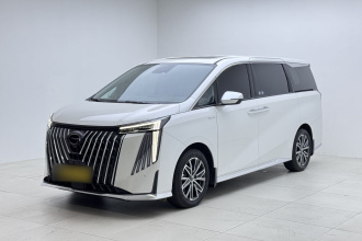 广汽传祺 传祺M8 2024款 大师系列 400T 尊贵版