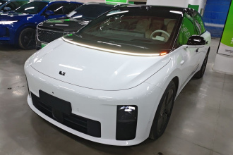 理想汽车 理想i6 2025款 两驱标准型