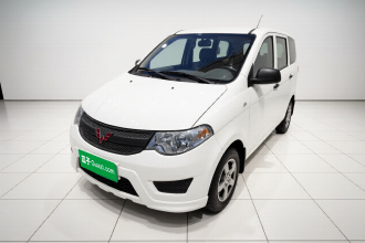 五菱汽车 五菱宏光 2021款 改款 1.5L S基本型 液压助力LAR