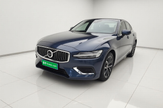 沃尔沃S60 2022款 B4 智逸豪华版