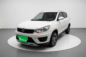 北京汽车 绅宝X35 2016款 1.5L 自动豪华版