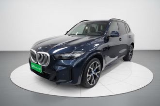 宝马X5 2023款 xDrive 30Li 尊享型M运动曜夜套装