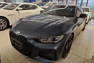 宝马4系 2022款 改款 425i M运动曜夜套装