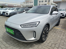 鸿蒙智行 问界M5 2022款 增程四驱性能版