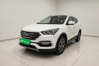 现代 胜达 2017款 2.0T 自动两驱智能型 7座