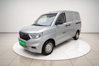 五菱汽车 五菱宏光V 2022款 1.5L劲取版封窗车液压助力LAR