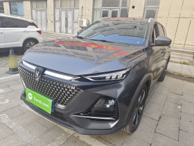 长安X7 PLUS 2024款 1.5T 自动尊崇型 7座