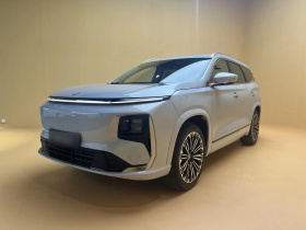 捷途山海L9 2025款 1.5TD 2DHT 豪华版 6座