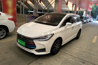 比亚迪 宋MAX 2017款 1.5T 自动智联精英型 7座