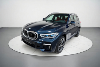 宝马X5 2022款 改款 xDrive 40Li 尊享型M运动套装