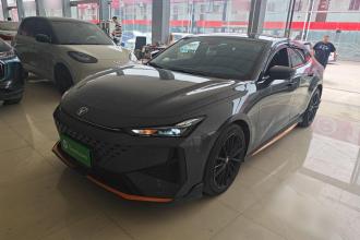 长安UNI-V 2024款 1.5T 尊贵运动型