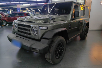 212 T01 2024款 2.0T 探险家