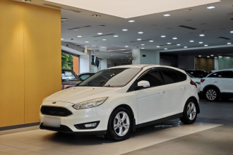 福特 福克斯 2015款 两厢 1.6L 自动舒适型