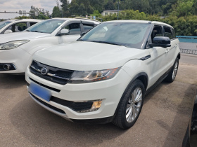 陆风X7 2015款 2.0T 全景尊贵版