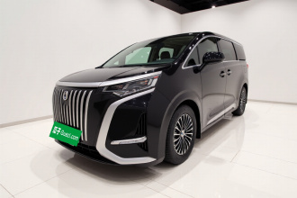 腾势D9 2024款 EV 620 尊享型