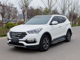 现代 胜达 2017款 2.0T 自动四驱智能型 7座