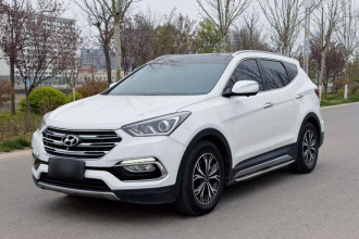 现代 胜达 2017款 2.0T 自动四驱智能型 7座