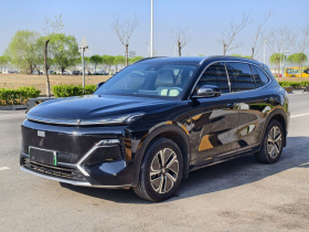 吉利银河 银河星舰7 EM-i 2025款 120km 探索+版