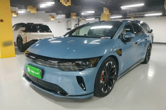 极氪007GT 2025款 四驱智驾版 75kWh