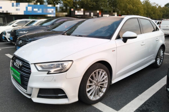 奥迪A3 2018款 30周年年型 Sportback 35 TFSI 时尚型