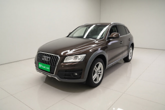 奥迪Q5 2018款 典藏版 40 TFSI 技术型