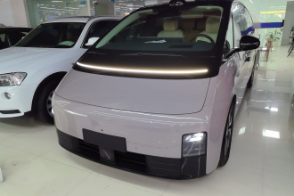 理想汽车 理想MEGA 2024款 Ultra