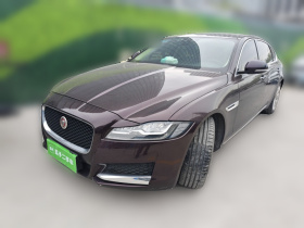 捷豹XFL 2018款 XFL 2.0T 250PS 豪华版