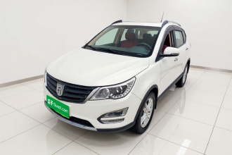 宝骏560 2015款 1.8L 手动精英型