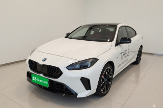 宝马2系 2025款 225L M运动曜夜套装