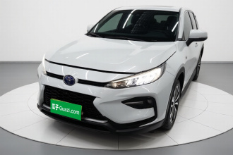 丰田 威兰达 2022款 双擎 2.5L E-CVT四驱豪华PLUS版