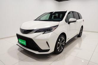 丰田 格瑞维亚 2023款 2.5L混动 尊爵VIP版