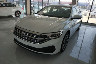 大众 速腾 2025款 300TSI DSG飞越版