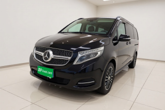 奔驰V级 2018款 V 260 L 尊贵加长版 国VI