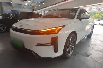 吉利银河 银河L6 2024款 125km PLUS 龙腾版