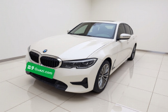 宝马3系 2022款 320i 运动套装