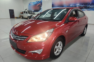 现代 瑞纳 2016款 1.4L 手动智能型GLS