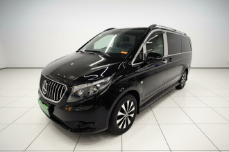 奔驰 威霆 2021款 2.0T 精英版 7座