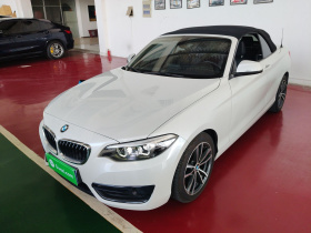 宝马2系(进口) 2018款 220i 敞篷轿跑车 运动设计套装
